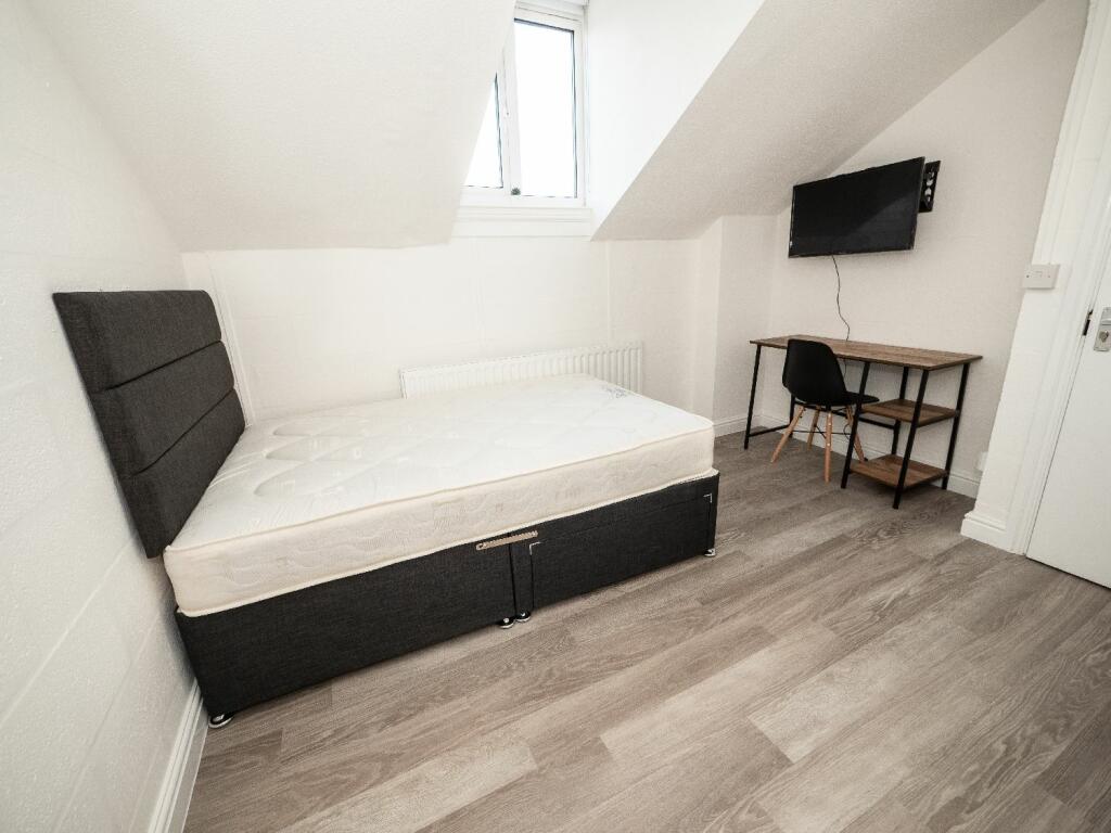 Additional image 15 of Raddlebarn Court, Selly Oak, Birmingham, West Midlands, B29