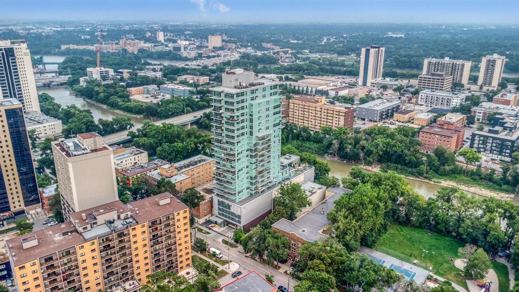 Property image for 1803 390 Assiniboine Avenue|Winnipeg, Manitoba R3C0V2