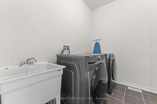 Additional image 19 of 24 Wainwright Dr