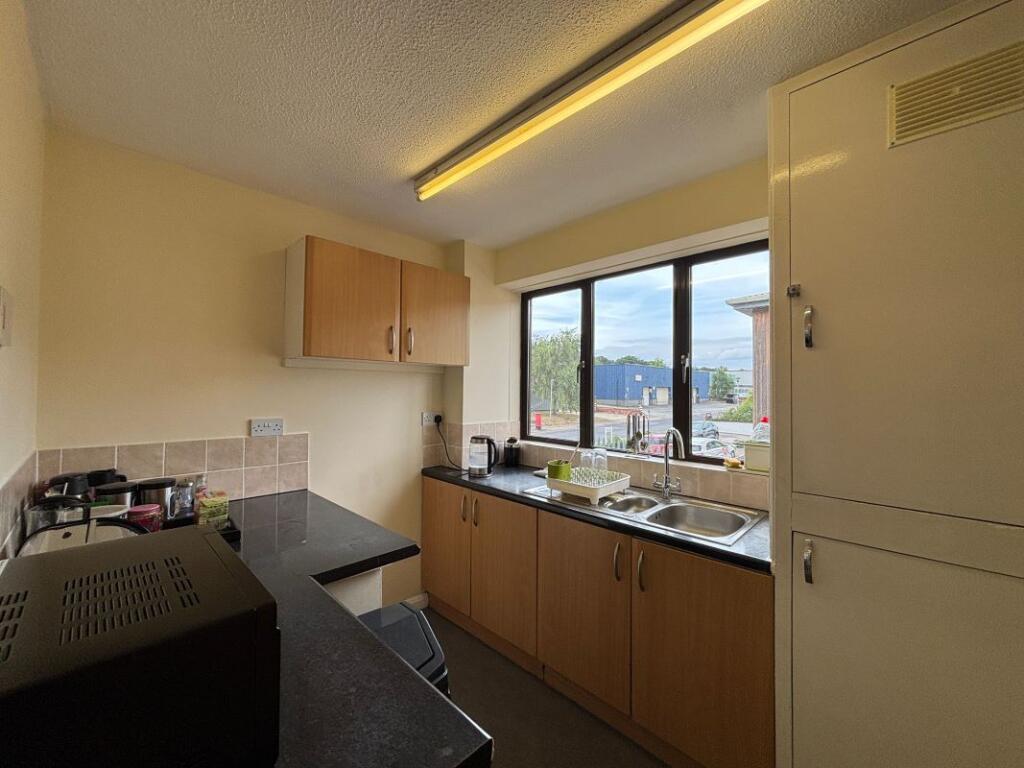 Additional image 12 of 23 Porters Wood, St Albans, Hertfordshire, AL3 6PQ