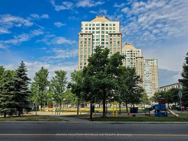 Additional image 27 of 1 Lee Centre Dr Unit Ph201