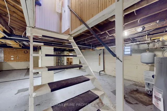 Additional image 25 of 1398 Pape Ave