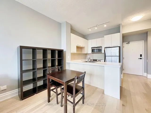 Additional image 5 of 21 Carlton St Unit 1909