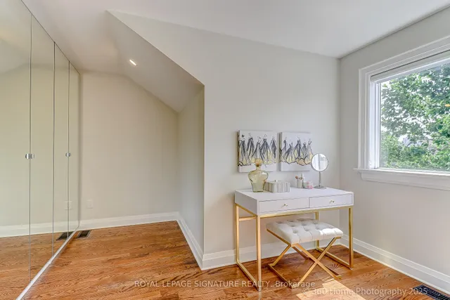 Additional image 31 of 465 Pape Ave