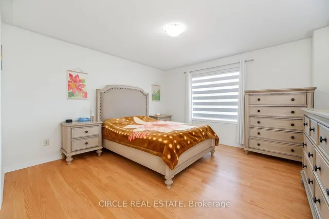 Additional image 15 of 1 Restless Gate