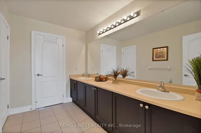 Additional image 30 of 3 Fallowfield Rd