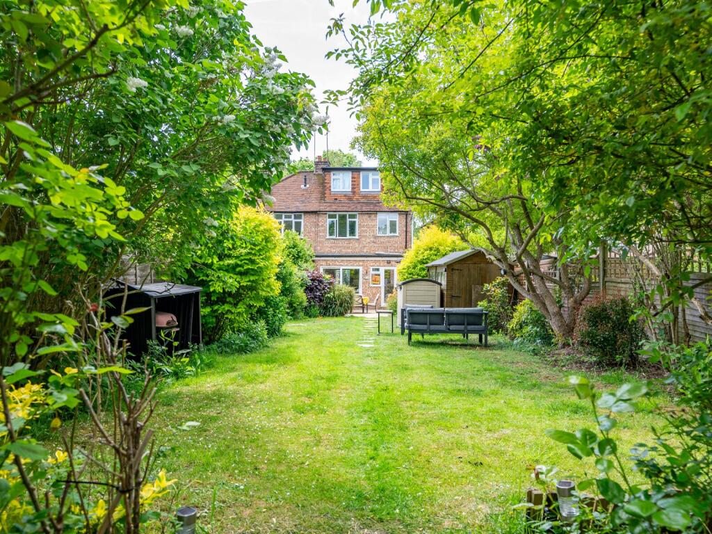 Additional image 23 of Batchwood Drive, St. Albans, Hertfordshire, AL3