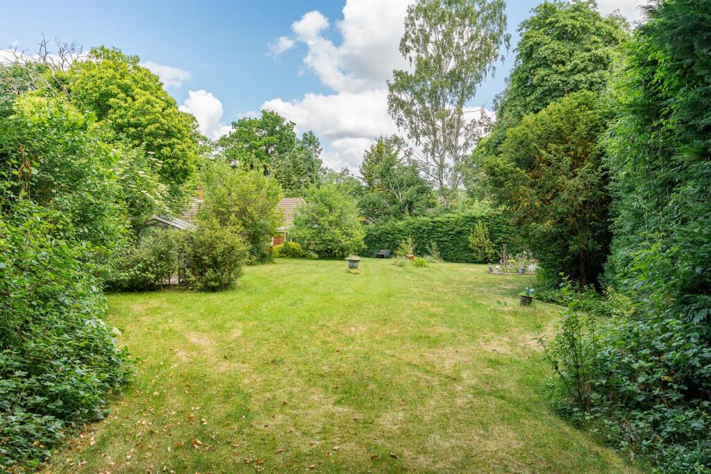 Additional image 16 of Broom Hill, Welwyn
