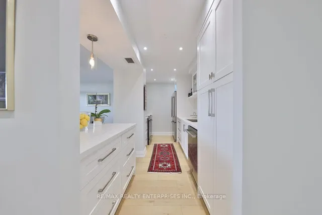 Additional image 10 of 1333 Bloor St Unit 606