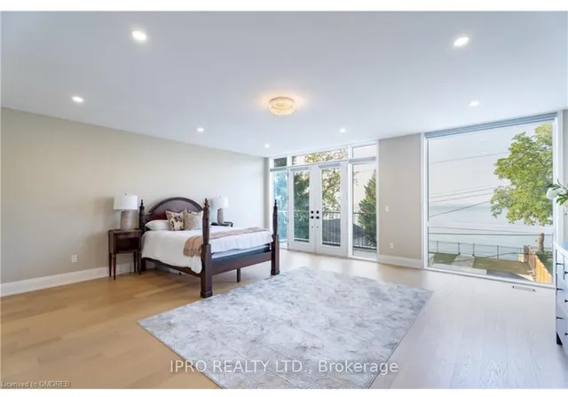 Additional image 12 of 6 Campview Rd