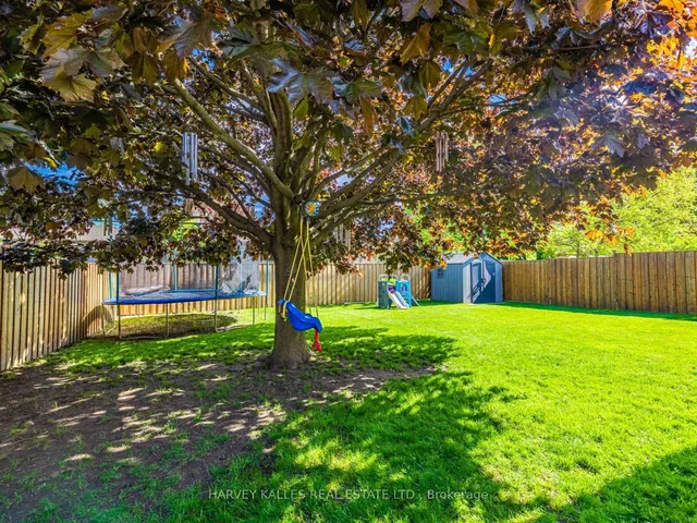 Additional image 29 of 59 Acton Ave