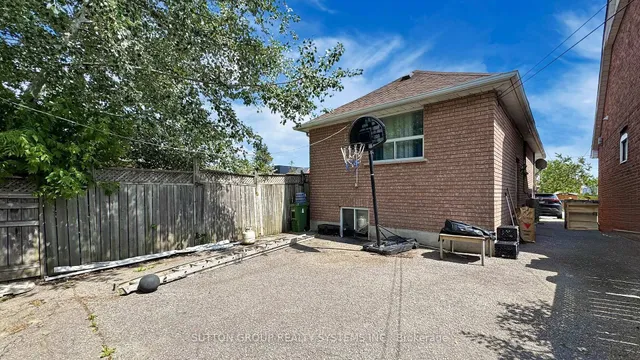 Additional image 18 of 122 Hatherley Rd