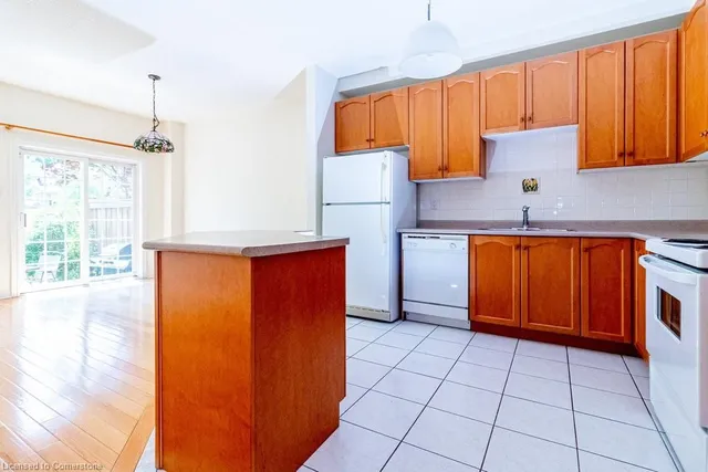 Additional image 10 of 100 Beddoe St Unit 65