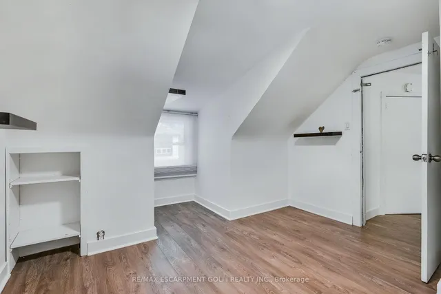 Additional image 20 of 111 WARD Ave