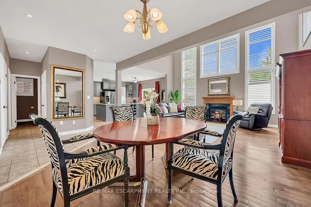 Additional image 19 of 4 Moonstone Crt