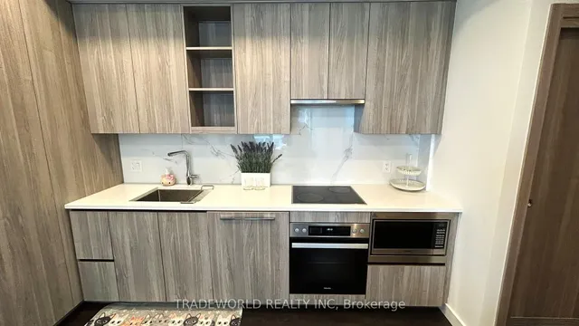 Additional image 9 of 27 McMahon Dr Unit 702