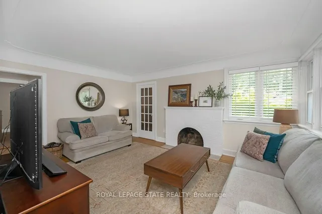 Additional image 11 of 891 Garth St