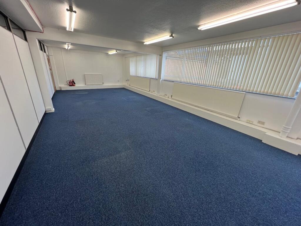 Additional image 11 of 104 High Street, London Colney, St. Albans, AL2 1QL