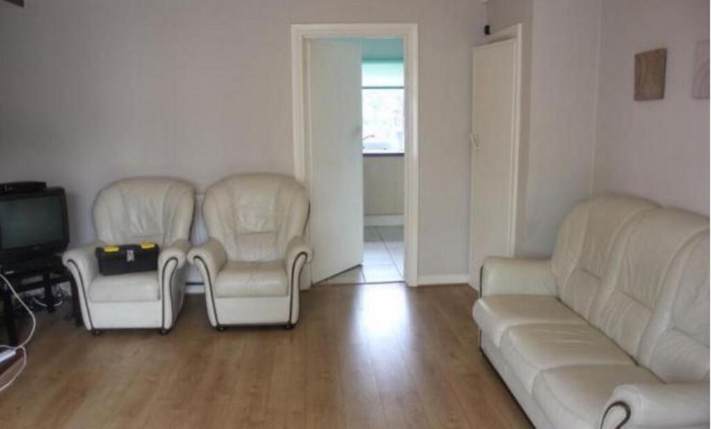 Additional image 2 of 58 Poole Crescent, Selly Oak, Birmingham