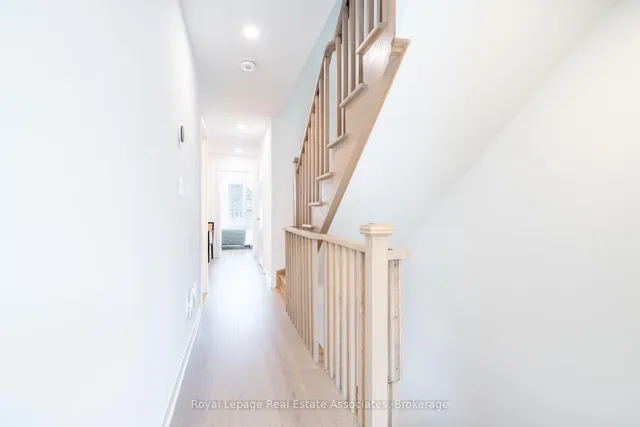 Additional image 25 of 120 Green Gardens Blvd