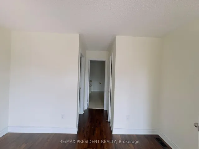 Additional image 13 of 4 Arctic Wolf Rd