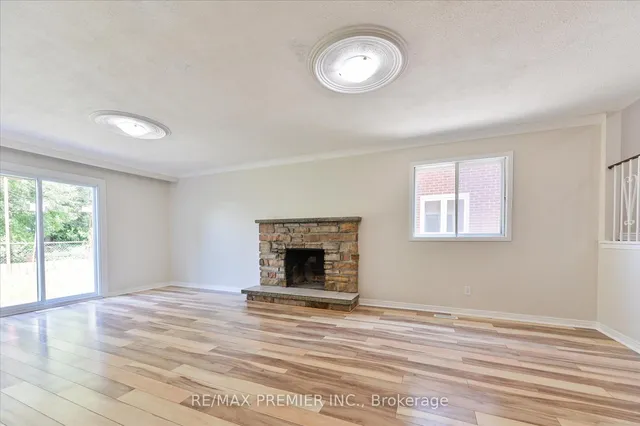 Additional image 27 of 44 Petunias Rd