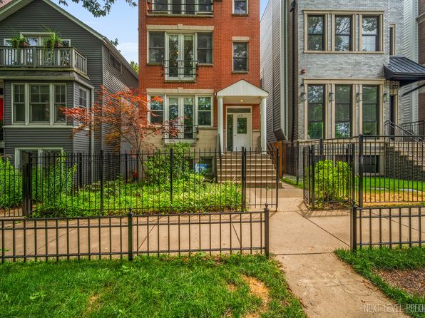 1221 W School St #2, Chicago, IL 60657