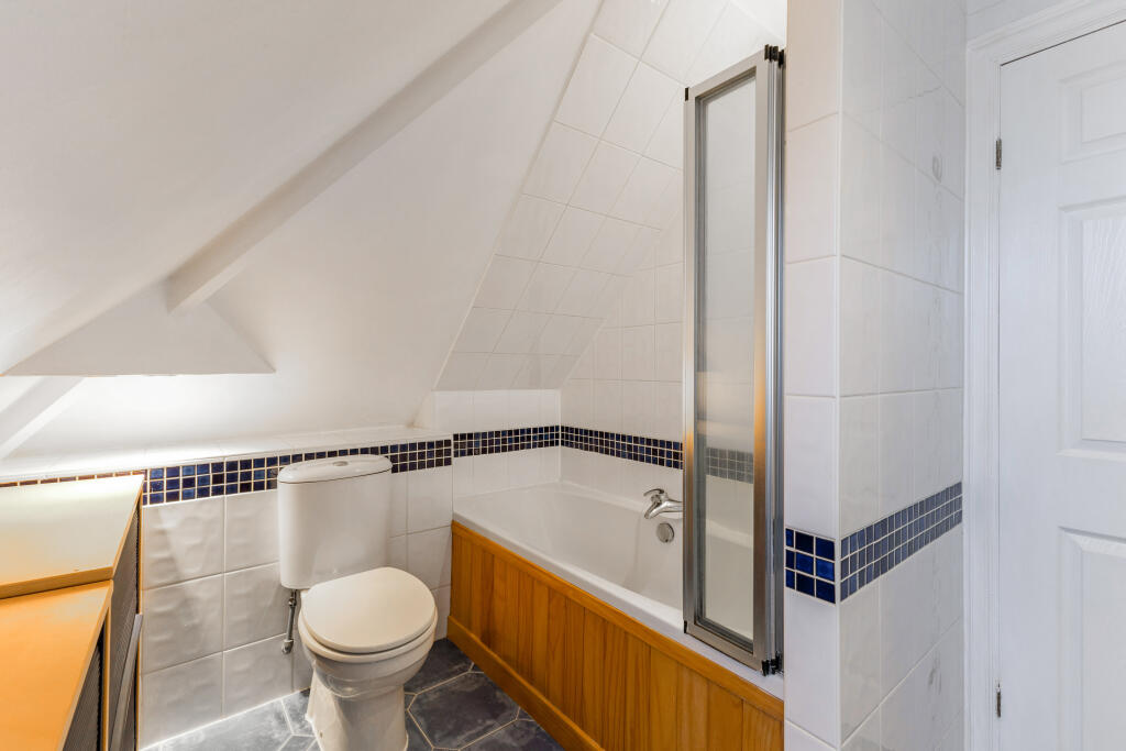 Additional image 16 of Hollybush Lane, HARPENDEN, AL5