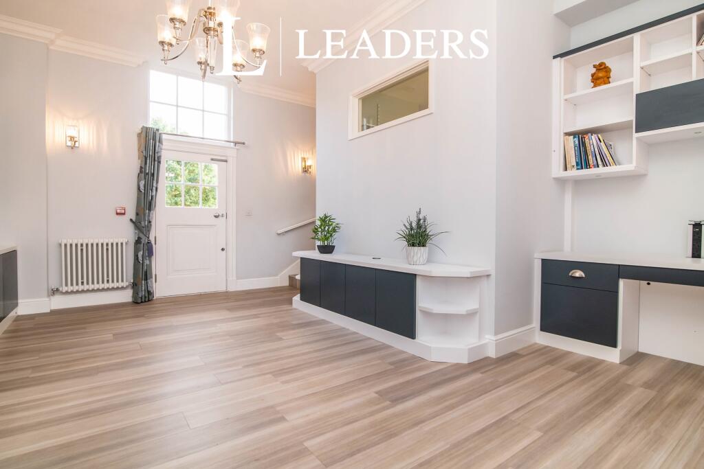 Additional image 3 of The Red House, B43