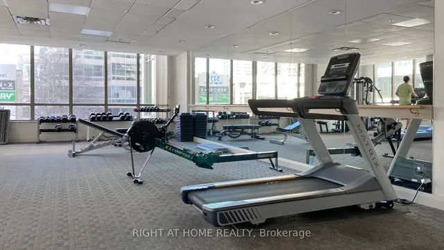 Additional image 29 of 18 Parkview Ave Unit 906