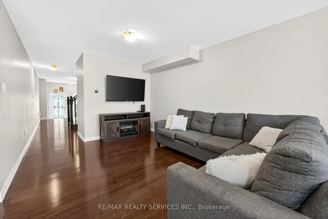 Additional image 11 of 10 Volner Rd