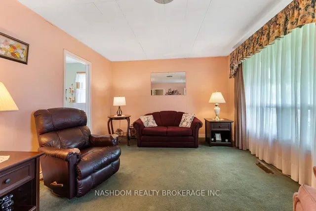 Additional image 3 of 367 Strathearne Ave