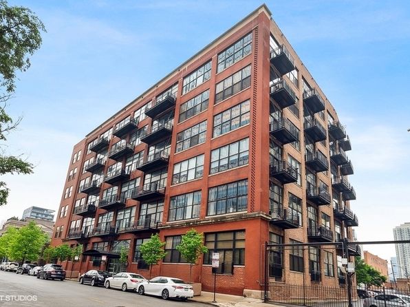 525 W Superior St APT 224, Chicago, IL 60654