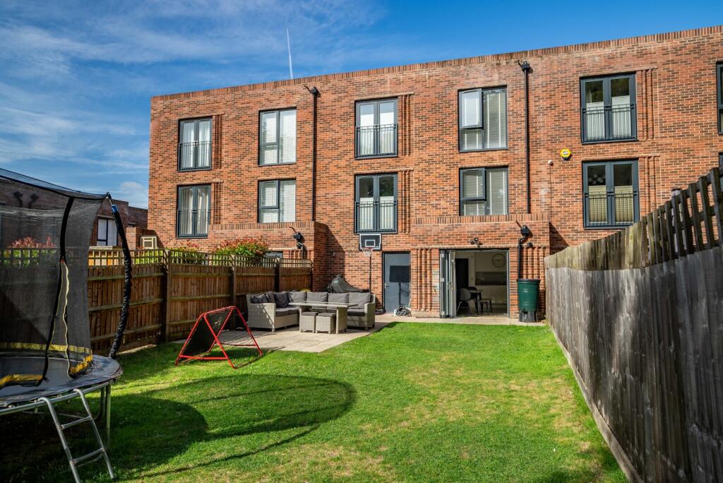 Additional image 20 of Barnes Wallis Way, Bricket Wood, St. Albans, Hertfordshire, AL2