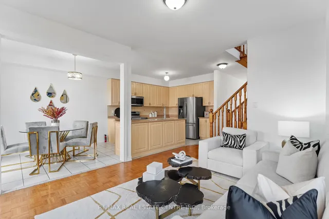 Additional image 19 of 27 Percy Gate