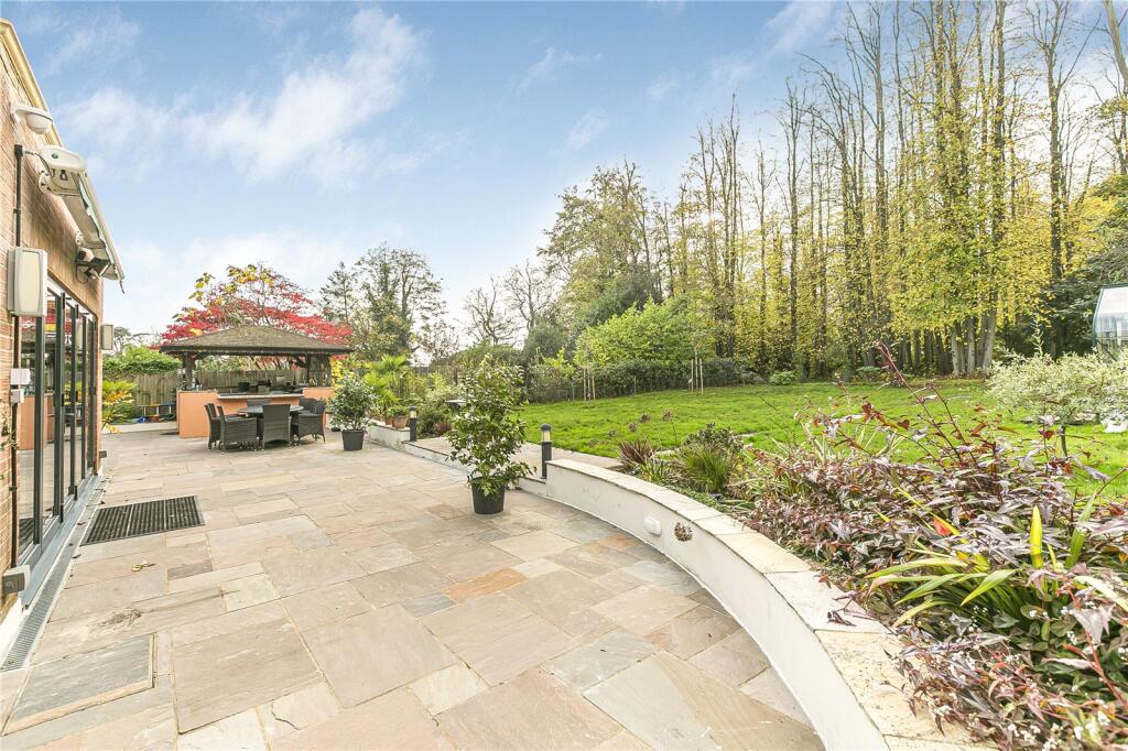 Additional image 20 of Pine Grove, Brookmans Park, Hertfordshire, AL9