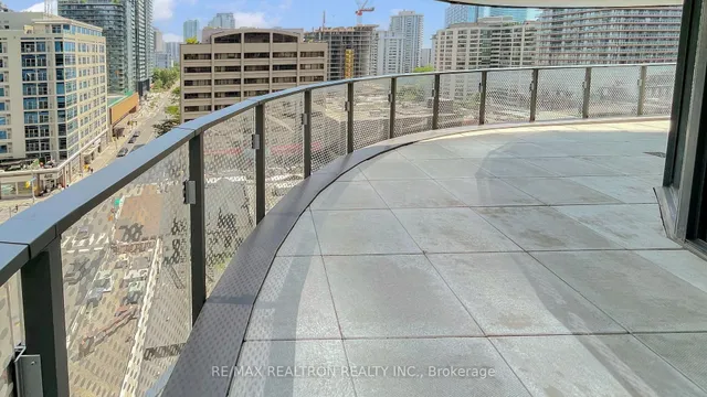 Additional image 22 of 11 Wellesley St Unit 811