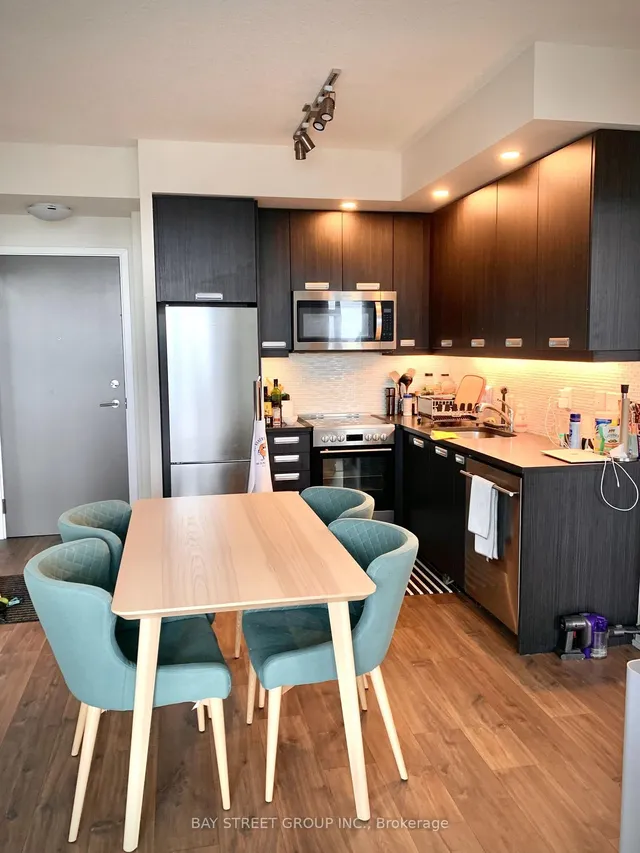 Additional image 4 of 99 John St Unit 2608