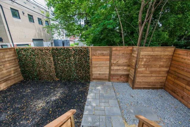 Additional image 48 of 47 Laing St