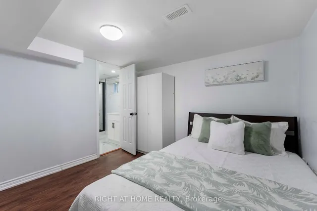 Additional image 29 of 608 Mccowan Rd