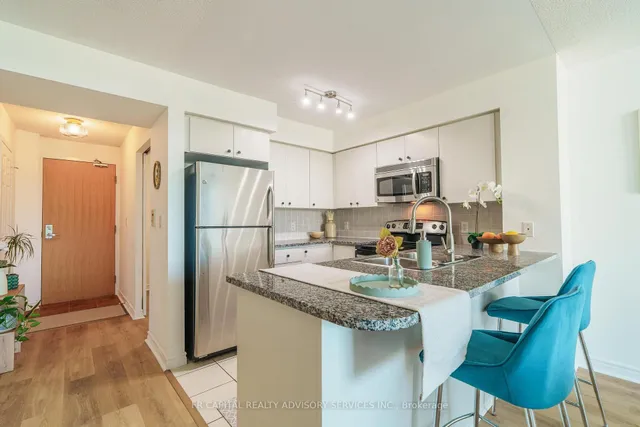 Additional image 9 of 68 Grangeway Ave Unit 1102