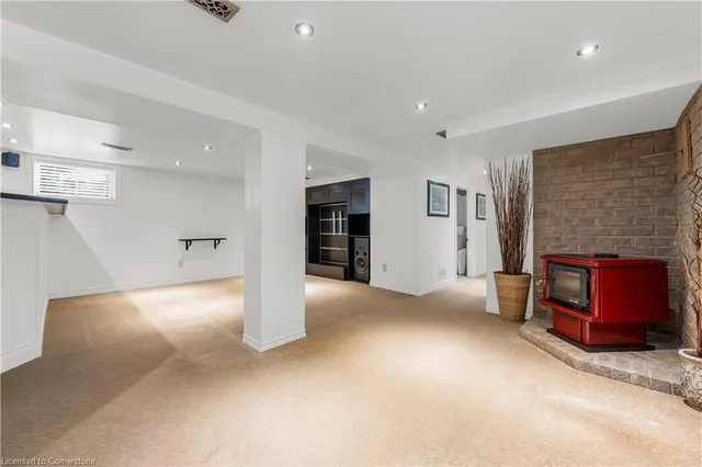 Additional image 27 of 97 Bell Ave