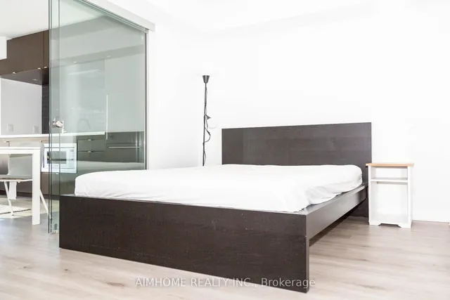 Additional image 11 of 155 Yorkville Ave Unit 1015