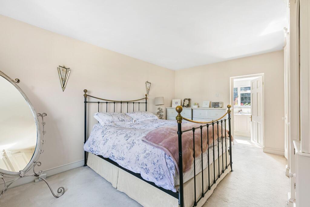 Additional image 14 of Pine Grove, Brookmans Park, AL9