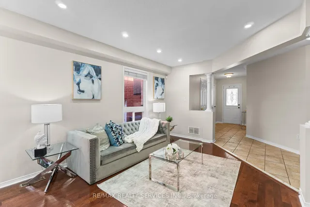 Additional image 11 of 8 Capistro St