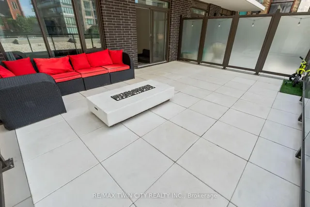 Additional image 18 of 55 Duke St Unit 228