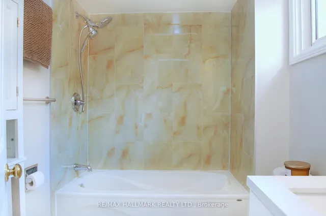 Additional image 14 of 113 Mammoth Hall Tr