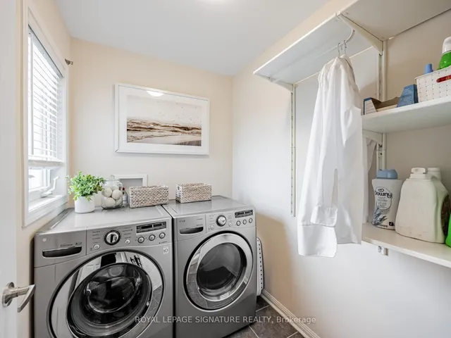 Additional image 25 of 439 Zuest Cres