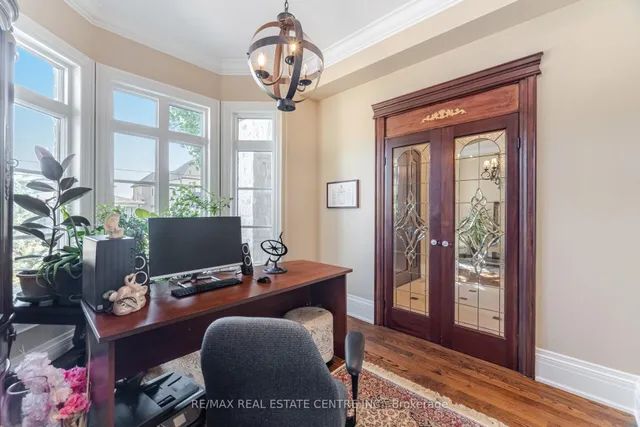 Additional image 7 of 275 Martin St