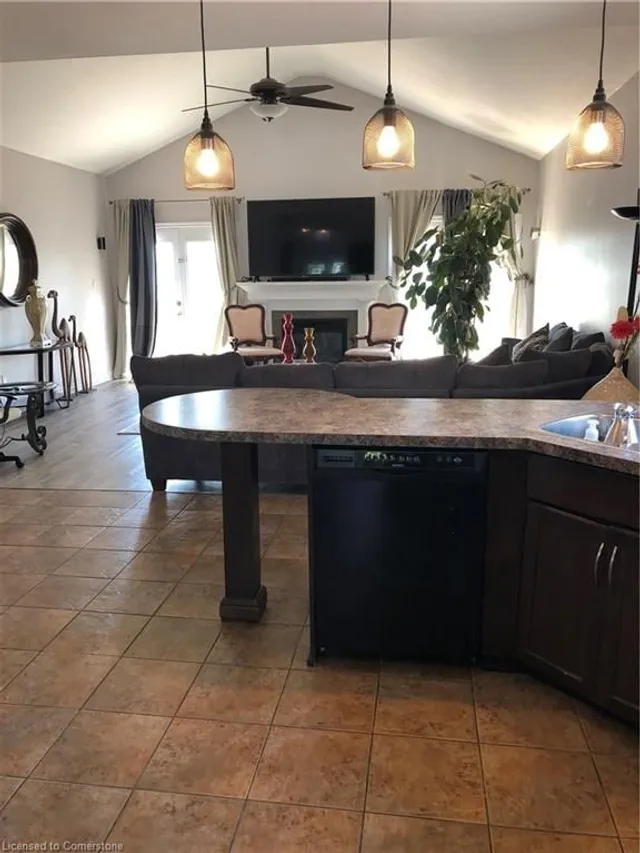 Additional image 8 of 91 Candlewood Dr